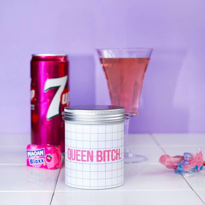 Vegane Kerze - Sojawachs - Queen Bitch für den Großhandel von MARGO