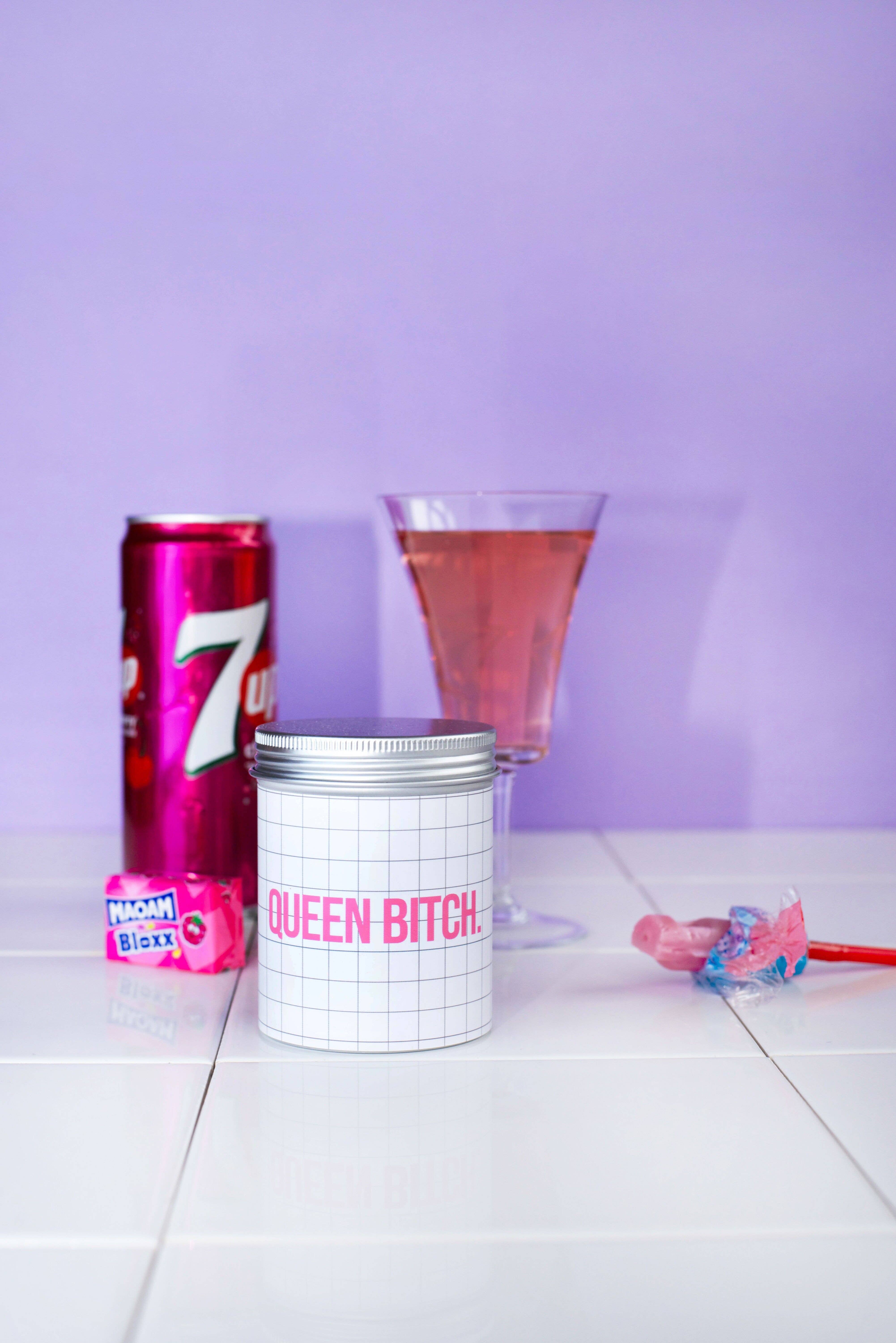 MARGO - Venta al por mayor Velas en tarros - Vela vegana - Cera de soja - Queen Bitch