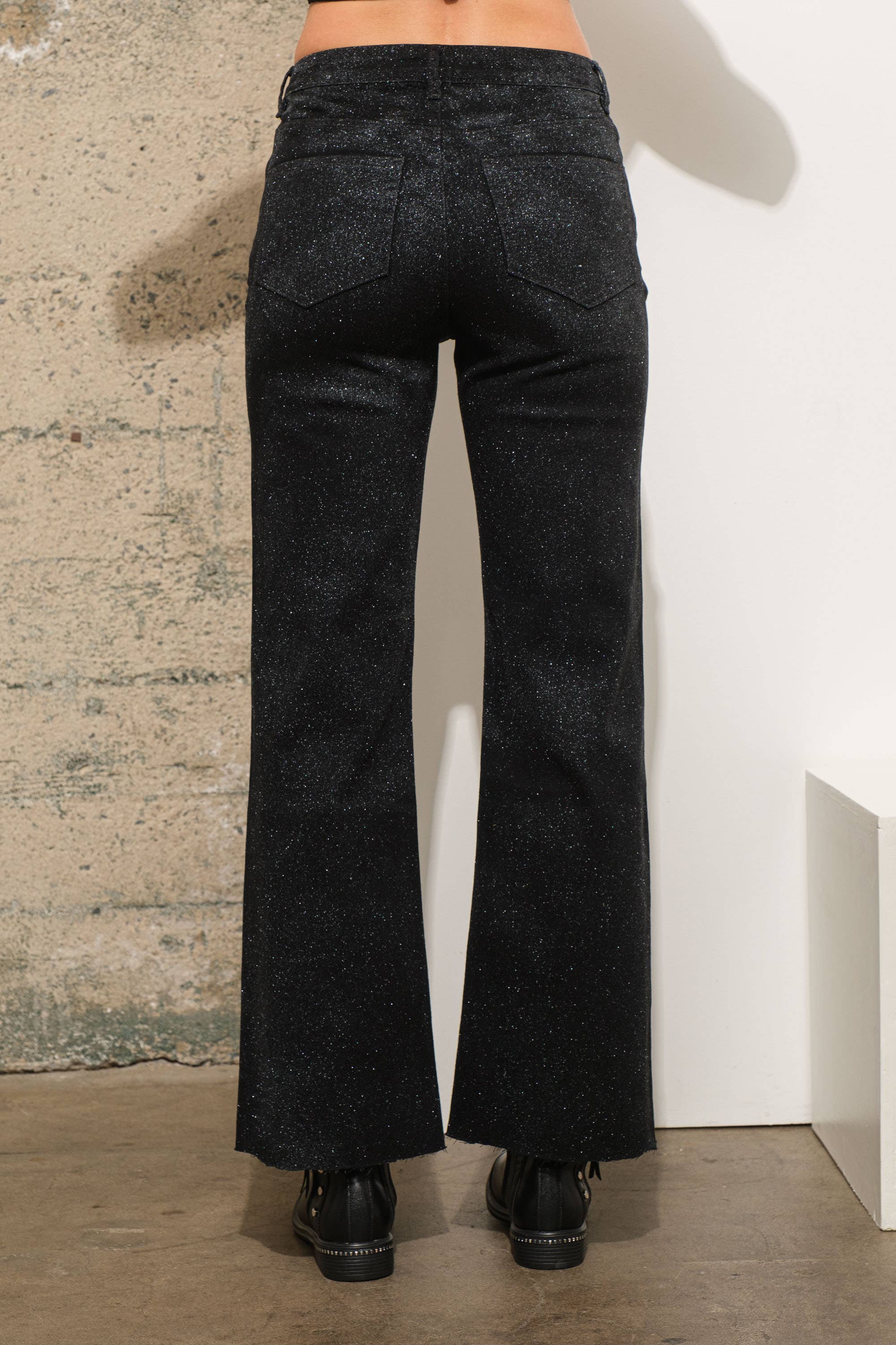 LÄTT TVÄTT 80135P-Lätt skimrande glittrande stretchjeans i mellanhöjd för wholesale på Faire9