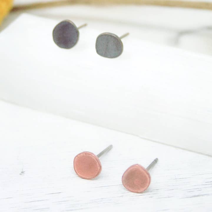 Kobber Stud Øreringe, Minimalistisk Kobbersmykke for engroshandel hos Rising Jewelry