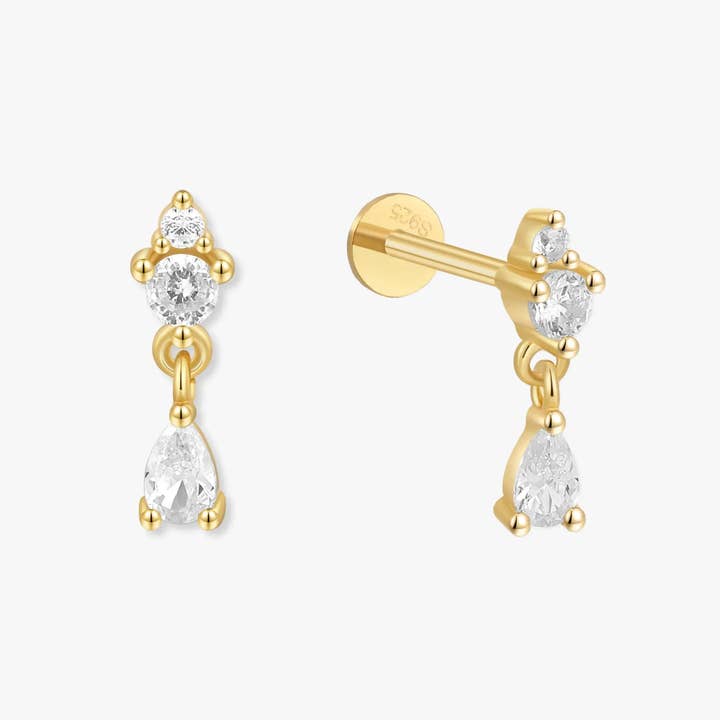 Clous d'oreilles hélice à dos plat en forme de larme en cristal, en or pour la vente par LEA Jewels