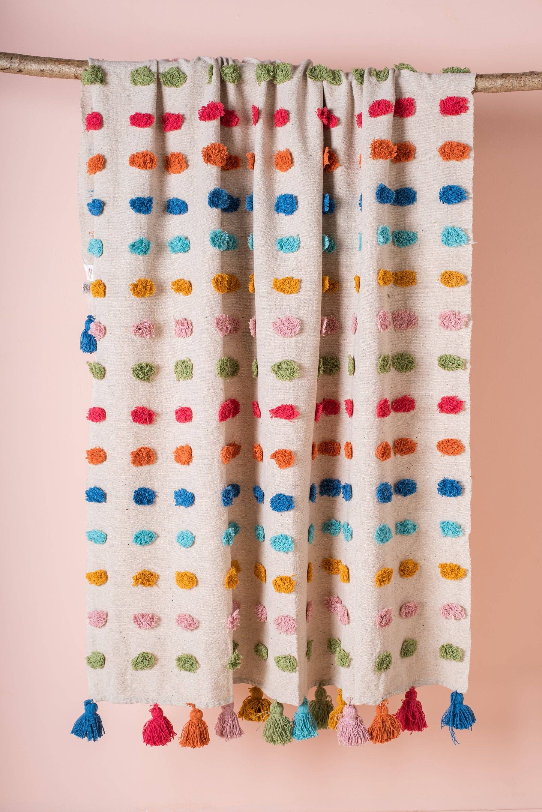 Ian Snow Ltd – wholesale Throw blanket – Handwoven 100% Recycled Pom Pom Throw6