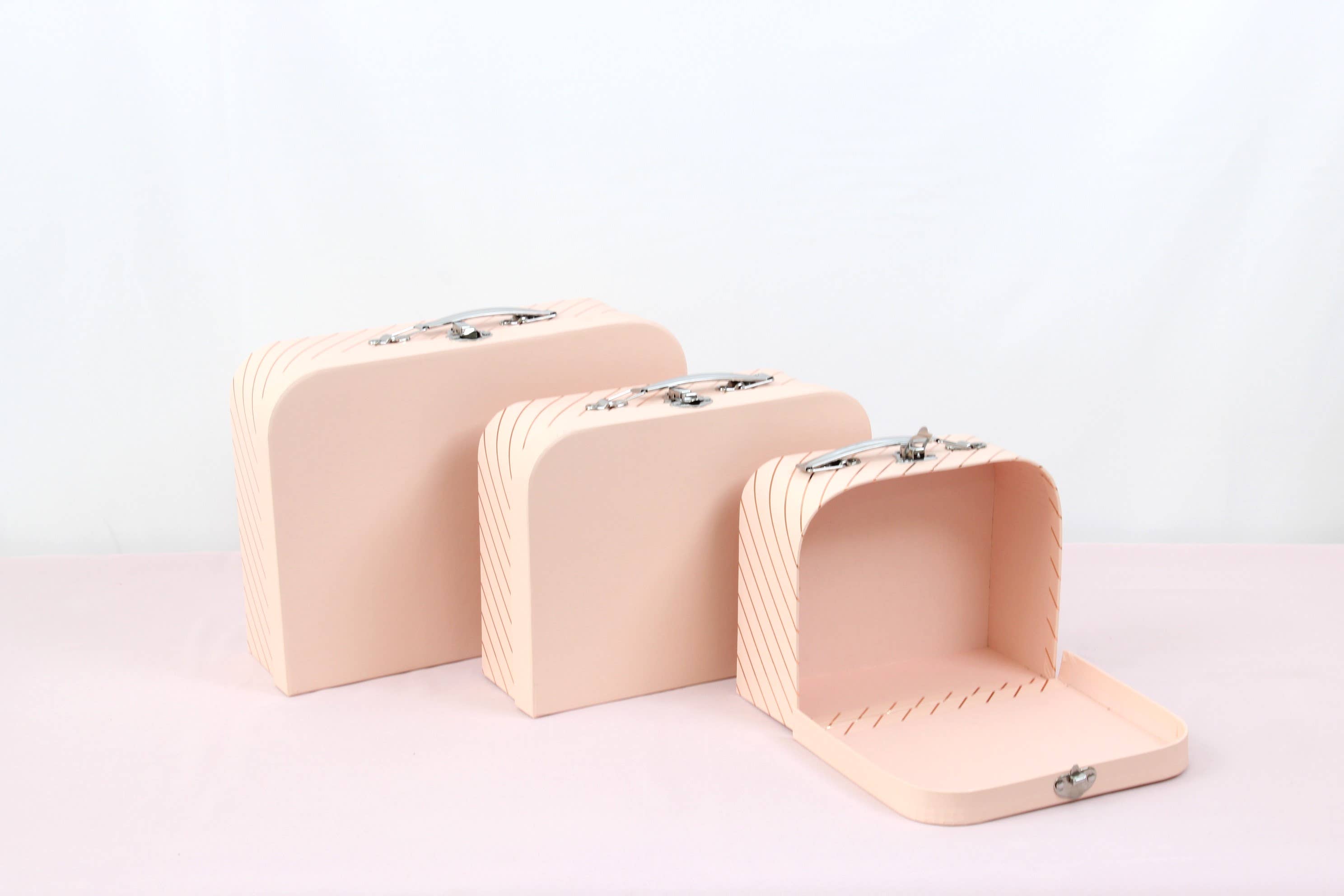 Elegant Design Supply – wholesale Gift box – Gold Stripe Suitcase Flower Gift Box11