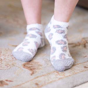 Purchase Wholesale comfy luxe socks. Free Returns & Net 60 Terms on Faire