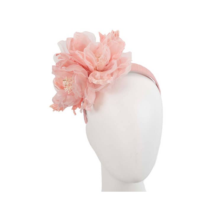 Flower fascinator by Fillies Collection for wholesale by Max Alexander by Cupids Millinery Melbourne