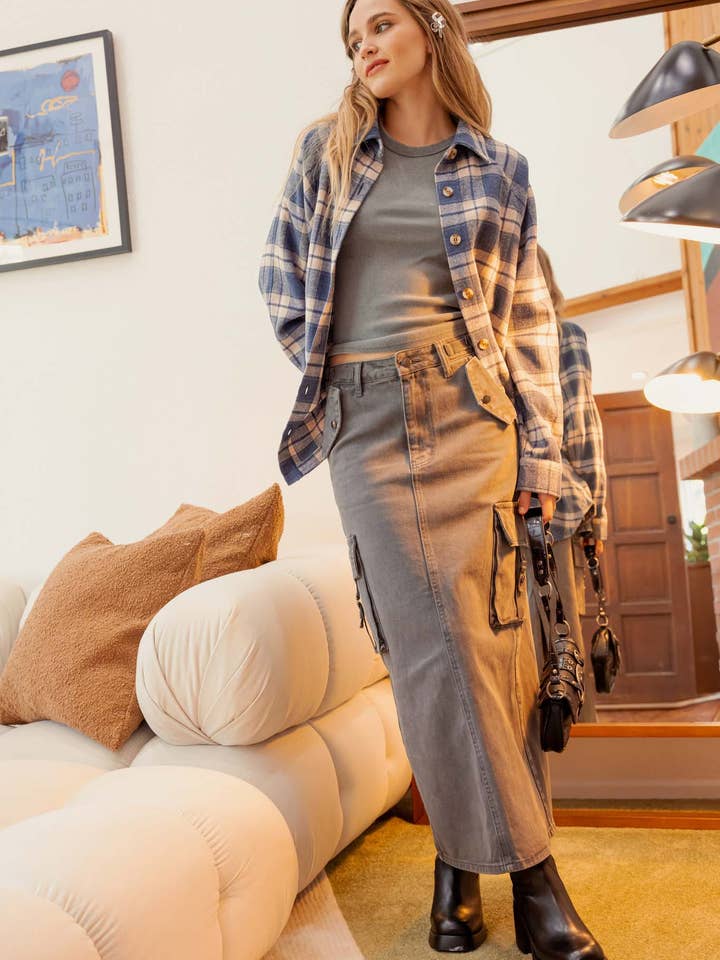 Blu Pepper - Wholesale Blouse - Women's - OVERSIZED COLLARED LONG SLEEVE BUTTON DOWN SHIRT