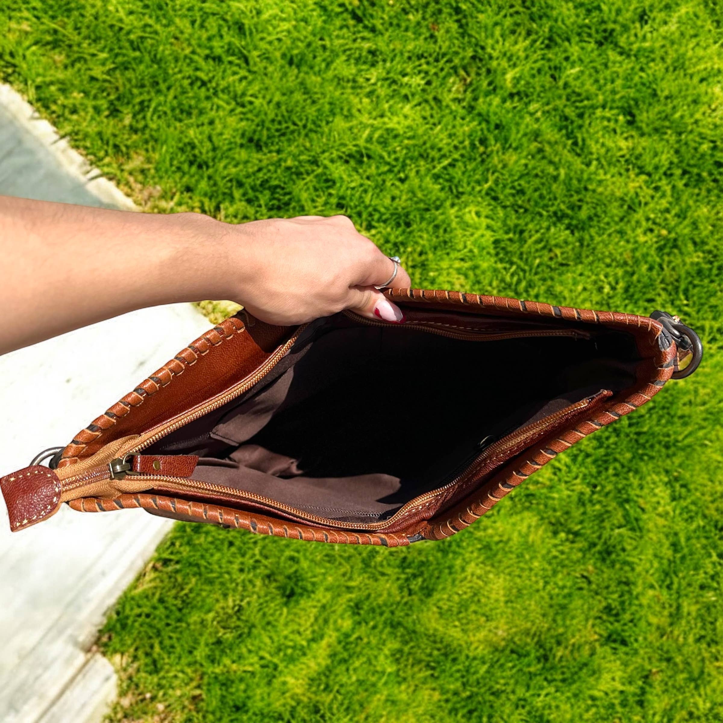 Western Linens - Wholesale Crossbody Bag - Women's - Esther cowhide & tooled leather crossbody bag 1