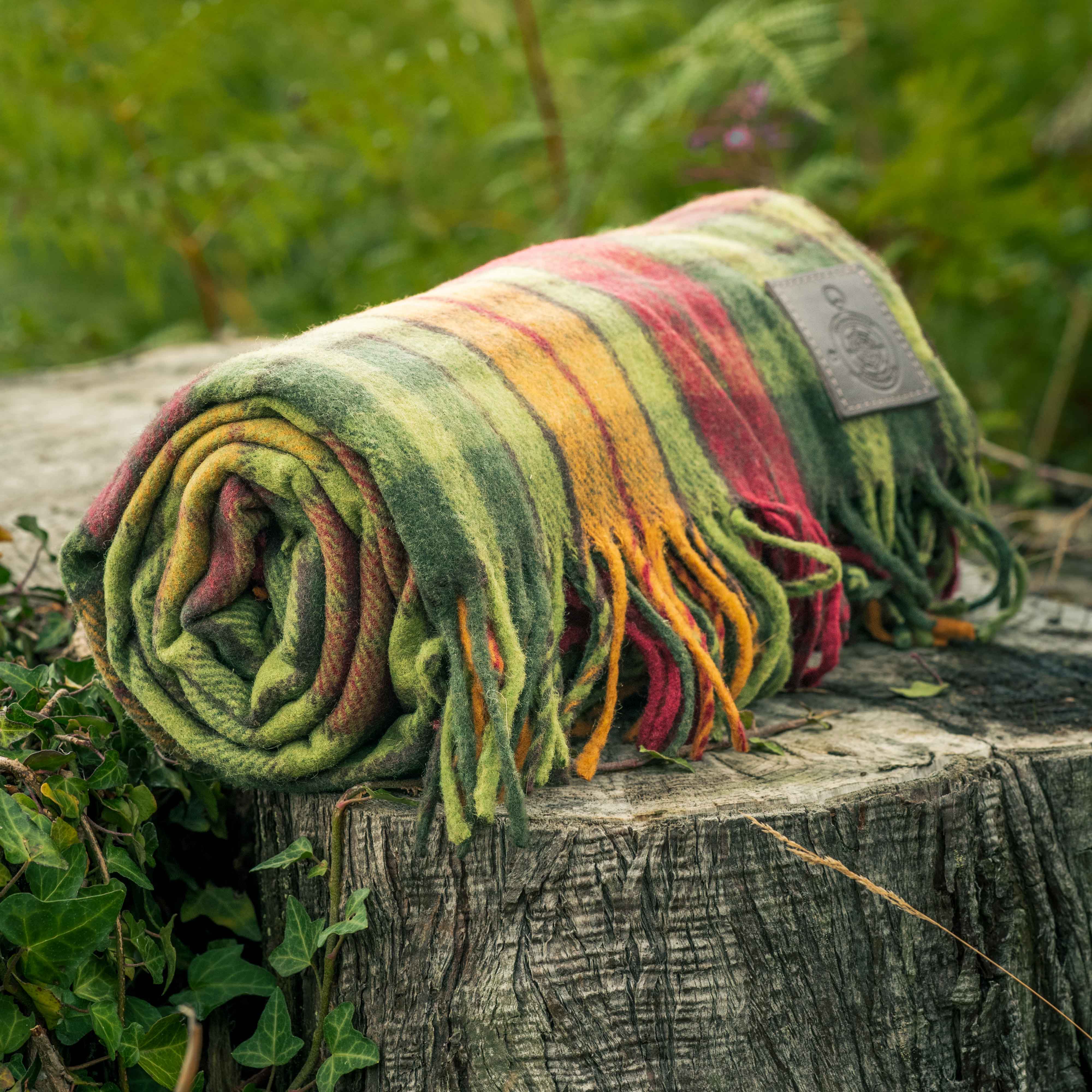 Journeyman Handcraft - Wholesale Throw blanket - Wool Tartan Blanket0