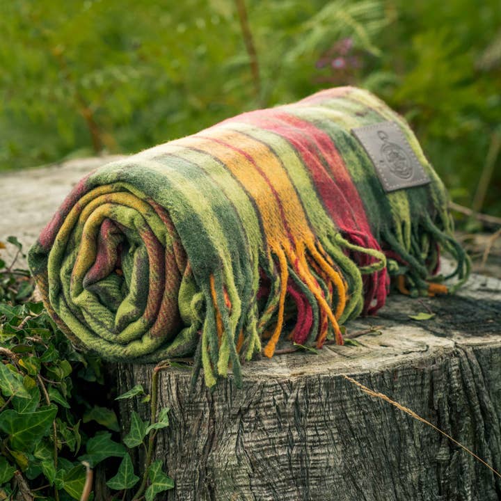 Journeyman Handcraft - Wholesale Throw Blanket - Wool Tartan Blanket