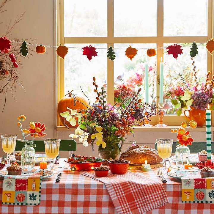 Talking Tables EU - Wholesale Artificial Flowers - Autumn Hues Felt Branch Decorations - 4 Pack3