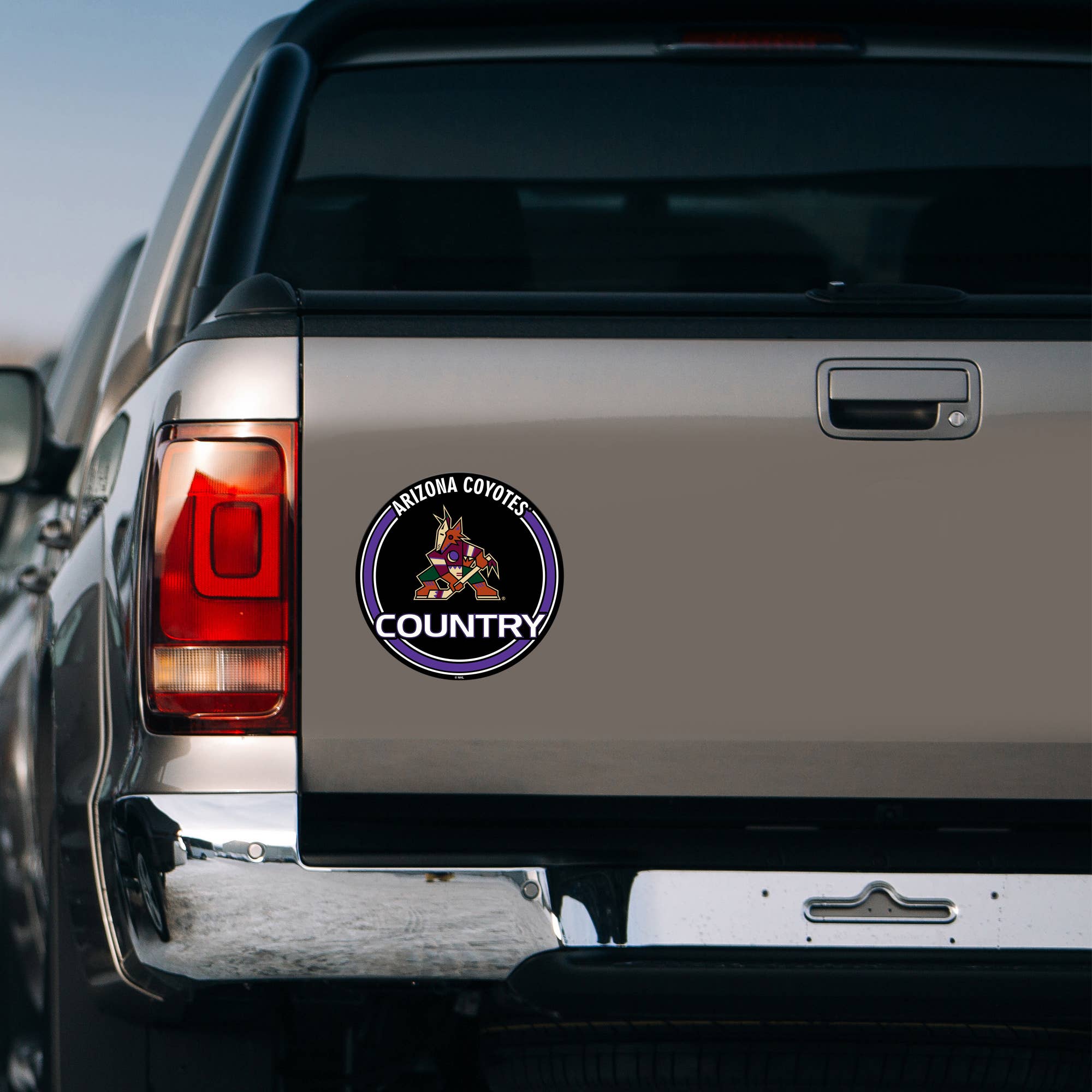 Rico Industries - Wholesale Magnet - NCAA  Utah Utes Standard 8" Round Magnet3