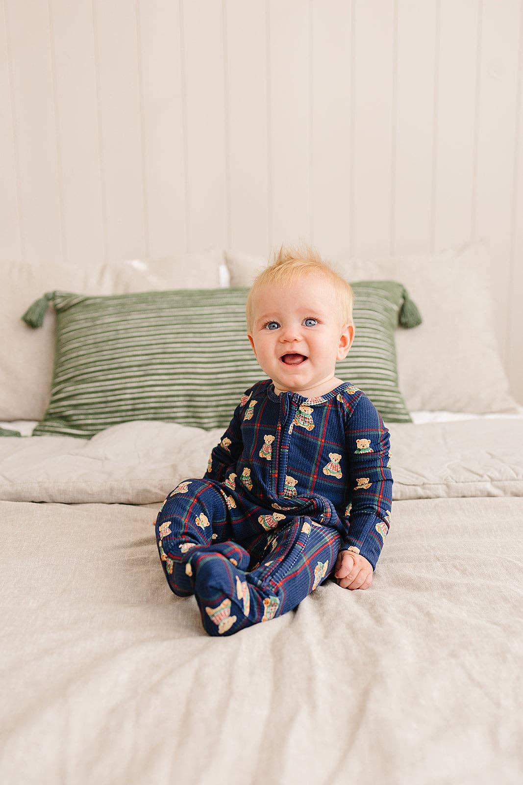 Sunday Littles - Wholesale Sleepsuit - Baby - Little Zippers in Heritage Bear1