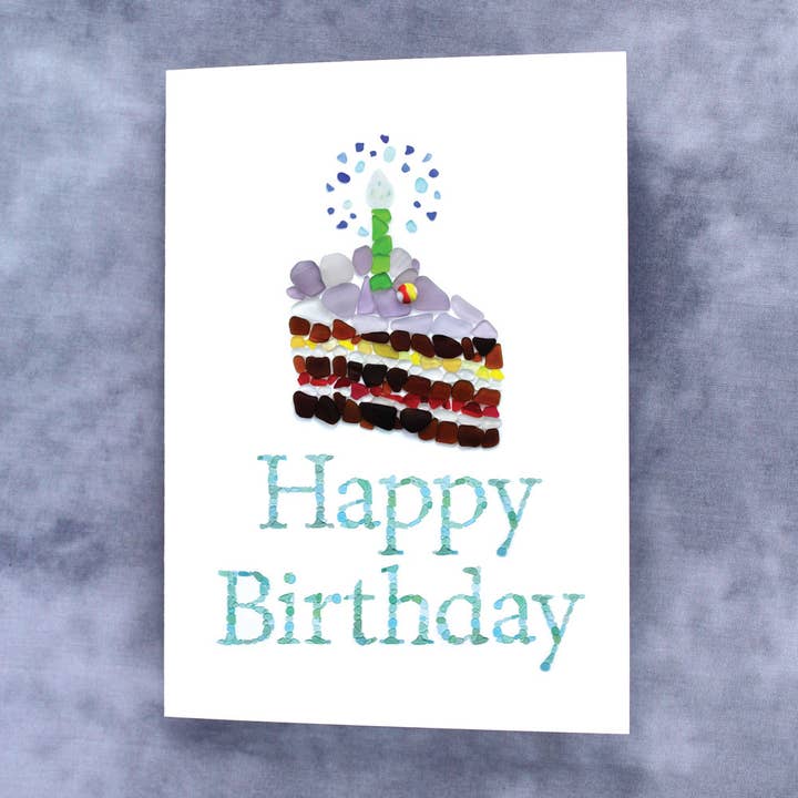 Beachcombing / Etched by the Sea - Wholesale Verjaardagskaartje - Sea Glass Happy Verjaardagstaart kaart1