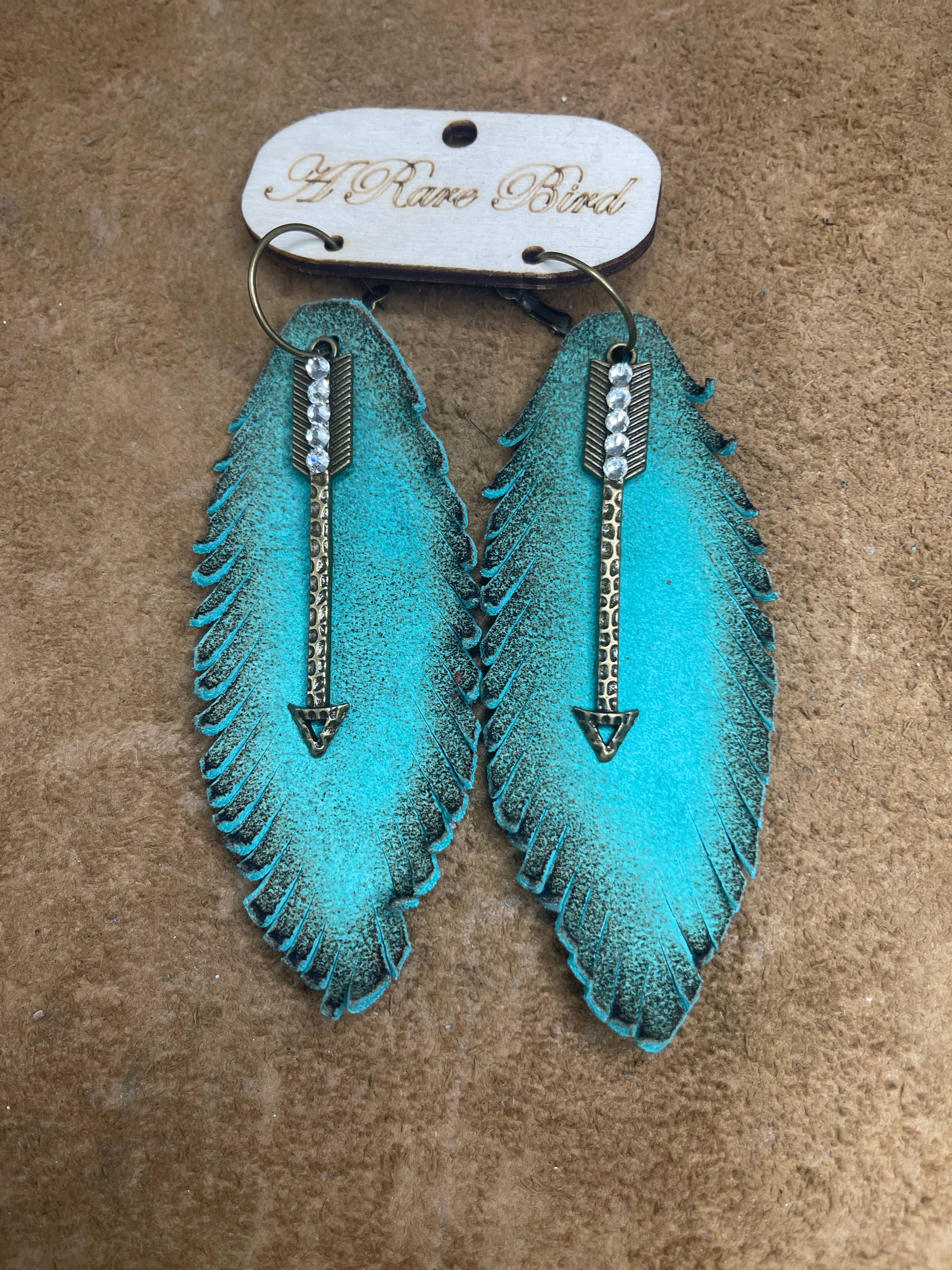 A Rare Bird Shop - Vente Boucles d'oreilles pendantes - Boucles d'oreilles turquoise clair « Follow Your Arrow »2