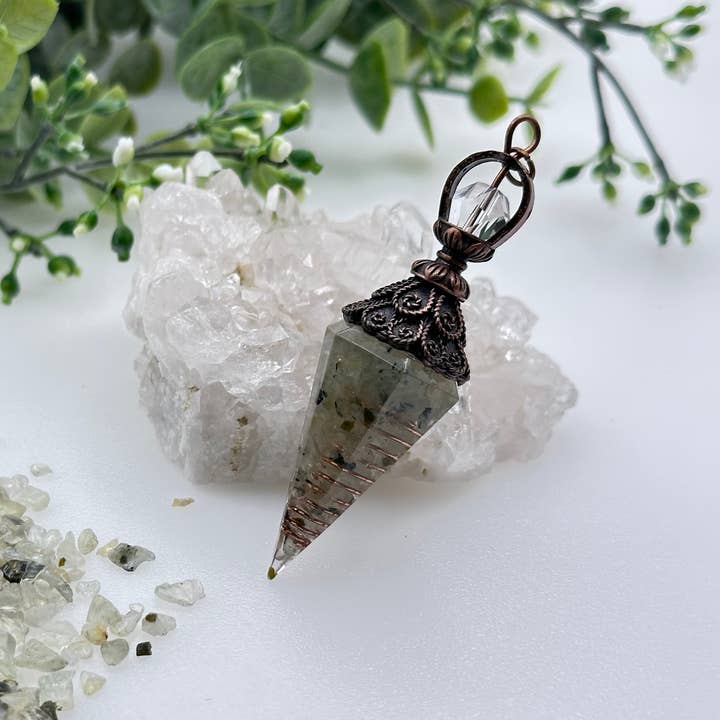 Meraki Gemstones - Wholesale Pendulum Board - Prehnite Gemstone Chips w/ Copper in Resin Pendulum0
