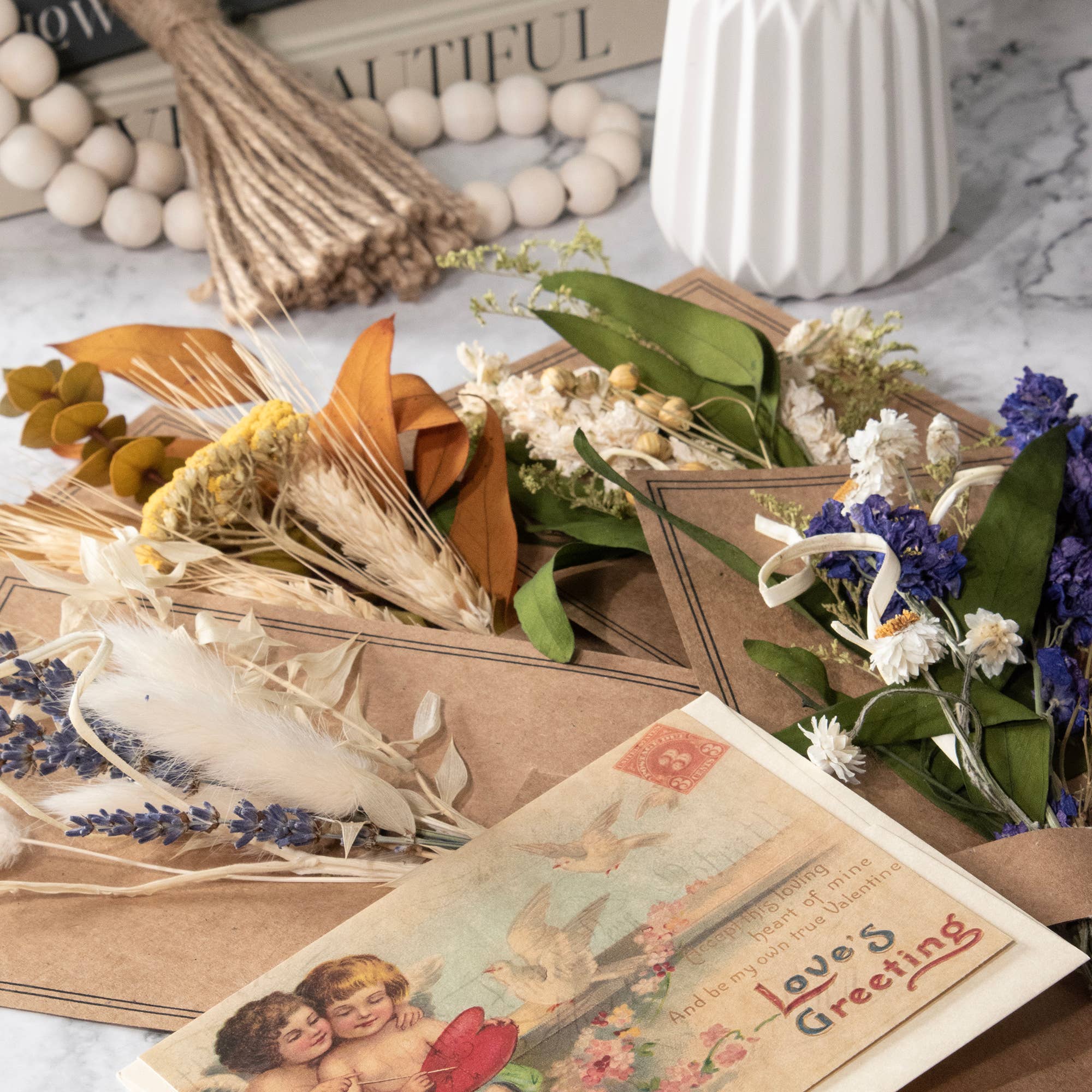 Andaluca - Vente Fleurs artificielles - Mini bouquet d'eucalyptus et de larkspur rose n°576