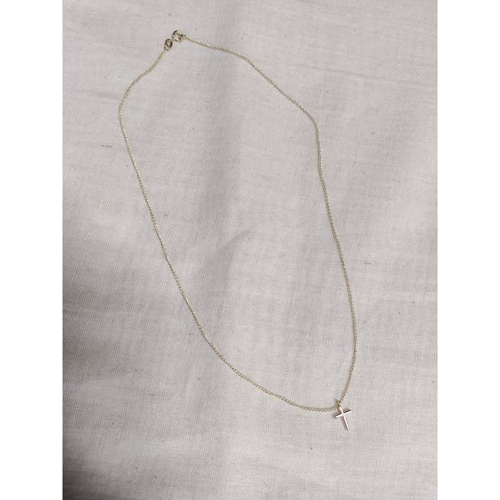 The Diamond Setter – wholesale Hänge-/berlockhalsband – PETITE GULD KORS HÄNGE