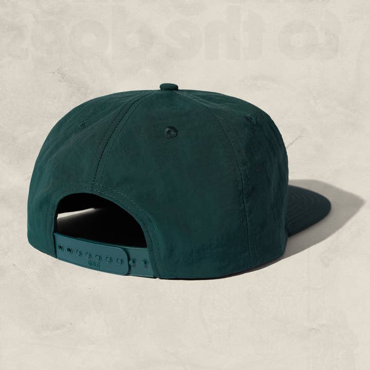 Weld Mfg. - Wholesale Flat Brim Cap - Unisex - Nylon Field Trip Snapback Hat™10