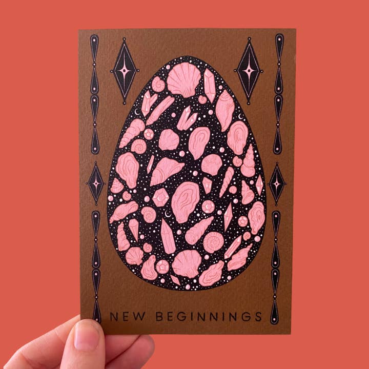 Nouveaux départs - Carte de Pâques inspirée d'une grotte aux coquillages pour la vente par Piece of the Peach