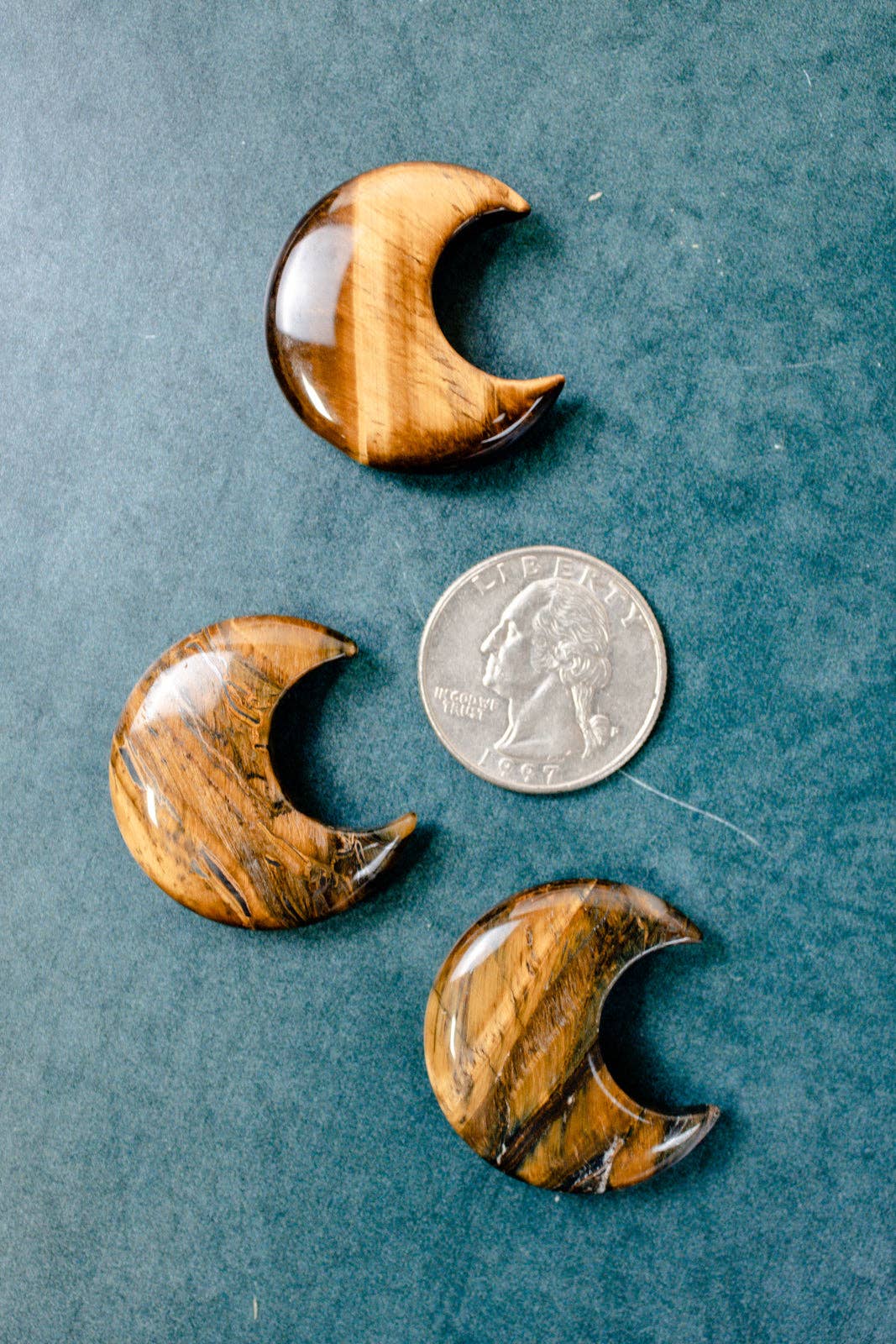 Selene Stone - Wholesale Spiritual Stone/Crystal - Crystal Small Moon3