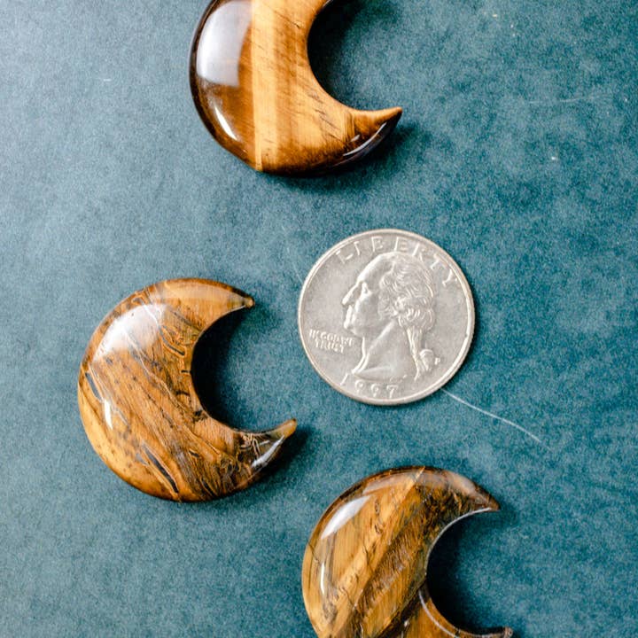 Selene Stone - Wholesale Spiritual Stone/Crystal - Crystal Small Moon3