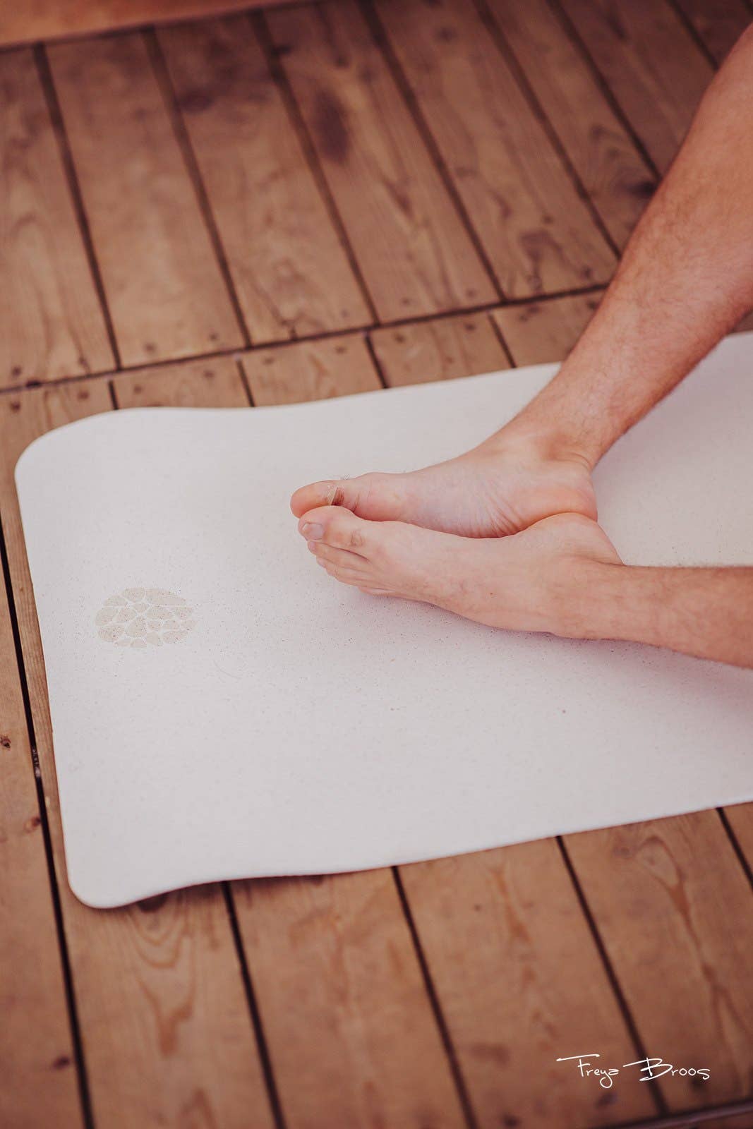 Pierre Sports - Venta al por mayor Esterillas de yoga - Esterilla de yoga de lagarto - blanca - 5 mm - elegante pero asequible6