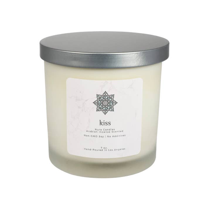 Kiss Candle for wholesale by Nura Candles