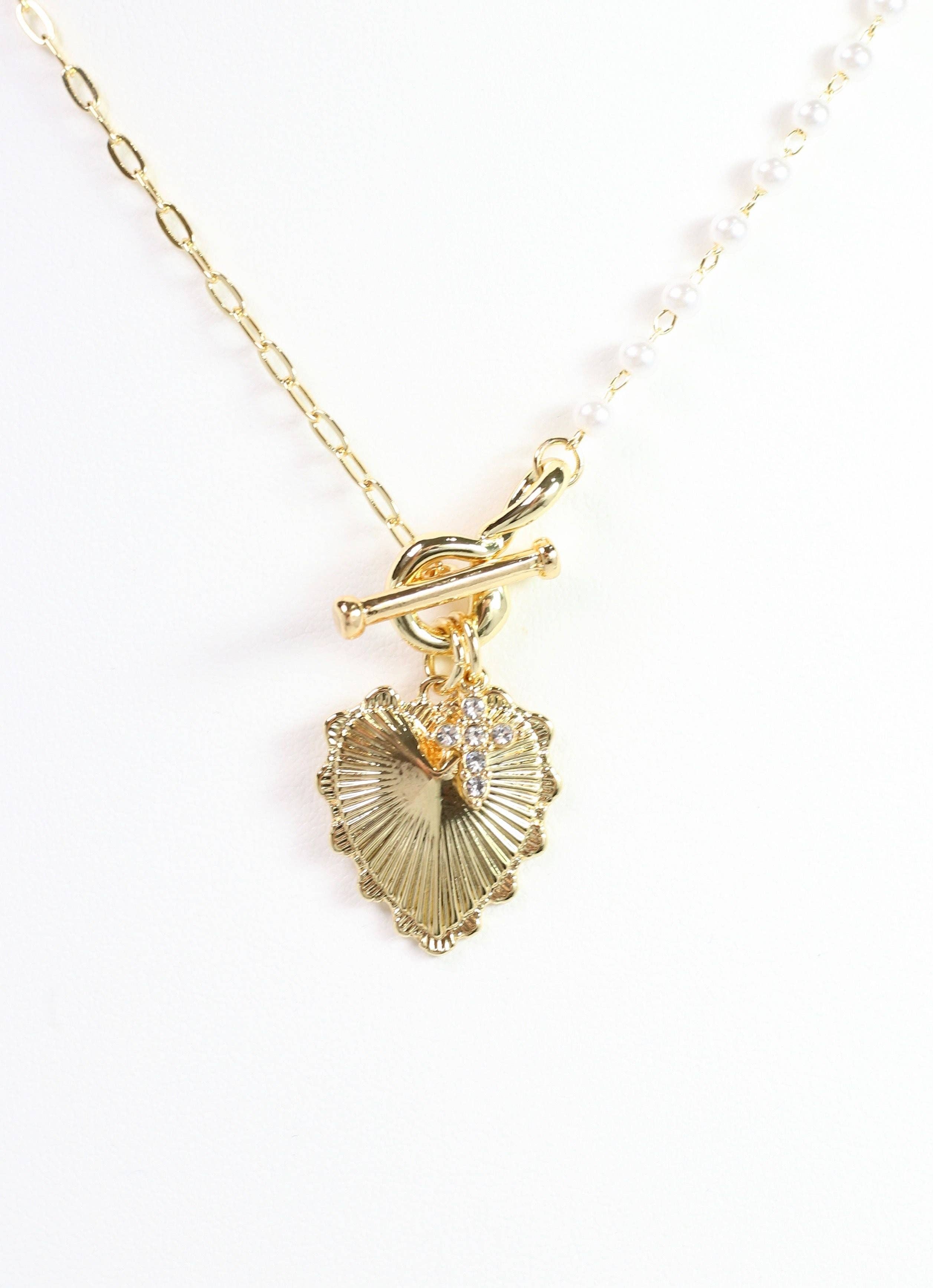 Caroline Hill - Wholesale Pendant/Charm Necklace - Sharma Charm Necklace Gold2