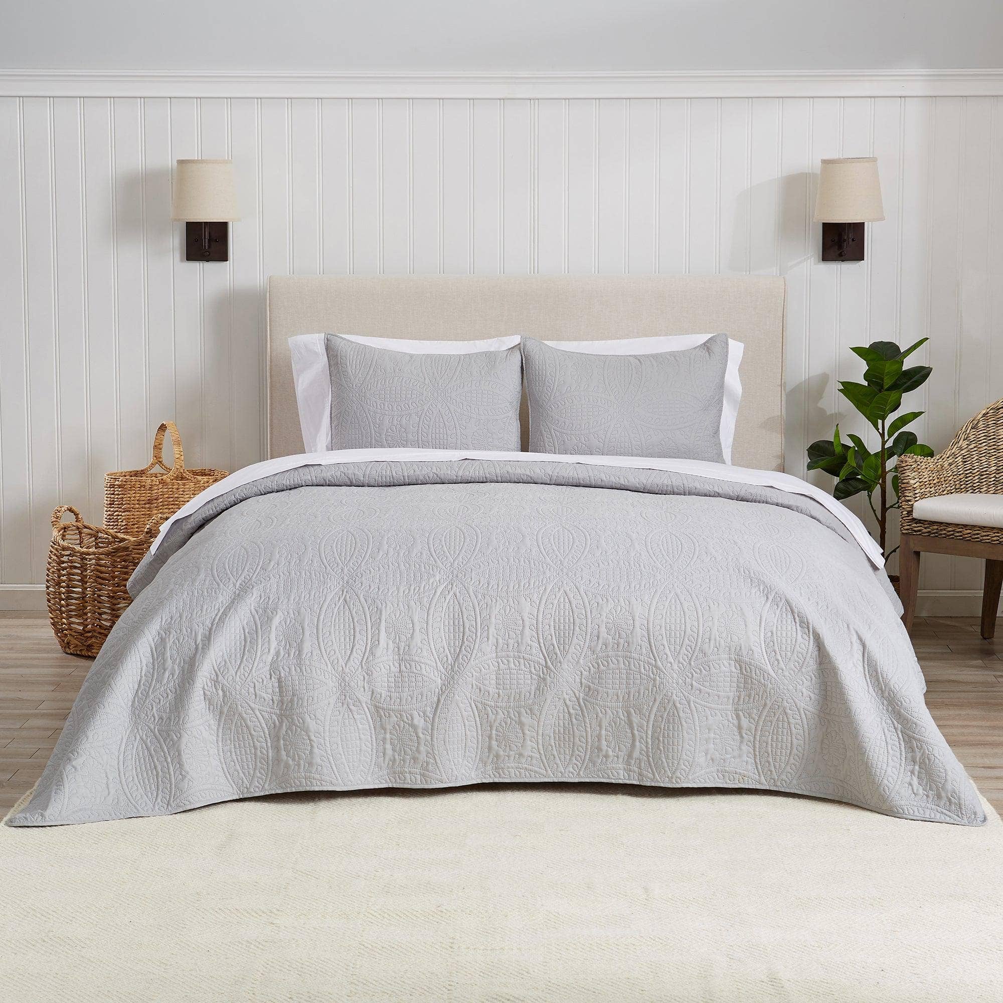 BH Collective - Wholesale Bedding Set - Oversized Quilt & Sham Set - Medallion Stitch - Clara18