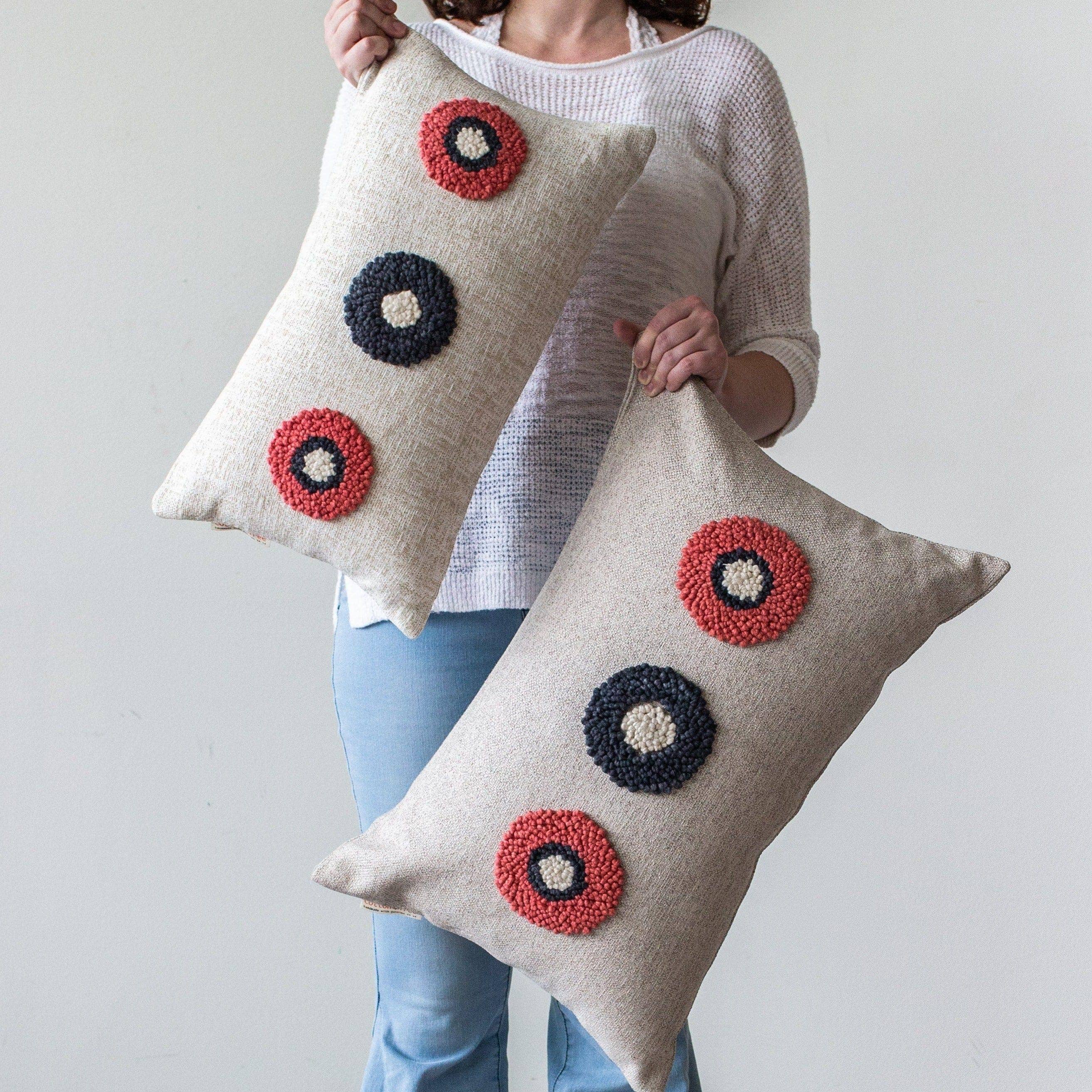 kanju Interiors – Großhandel Zierkissen – Afriscandi Circles Throw Kissenbezug2