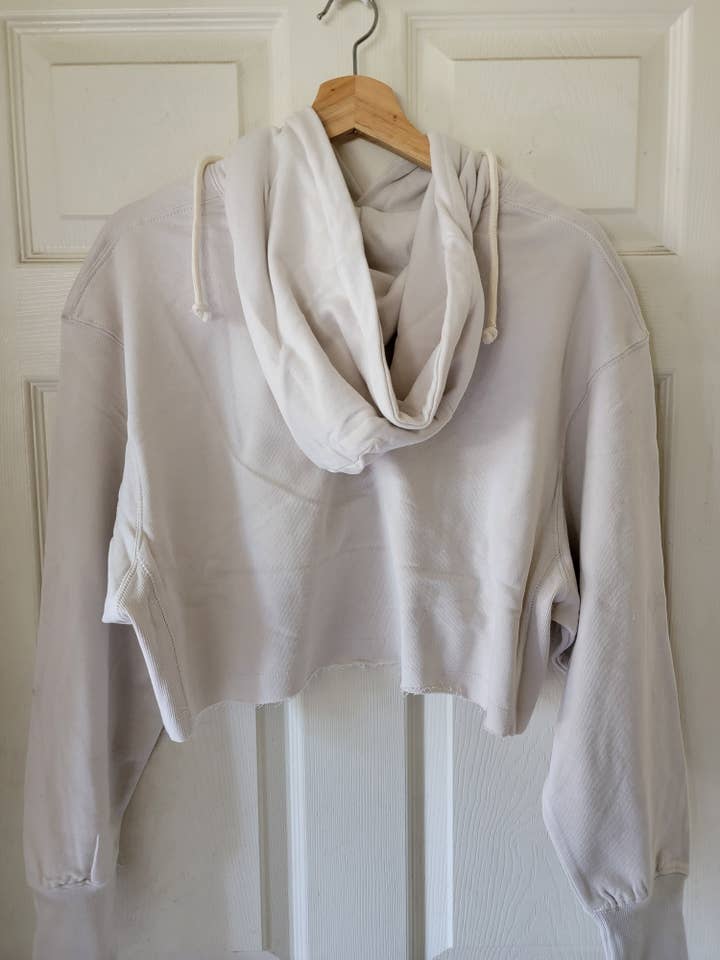 Vegan Club - Wholesale Hoodie - Women's - Short Waist Sweater Vegan Rebel3