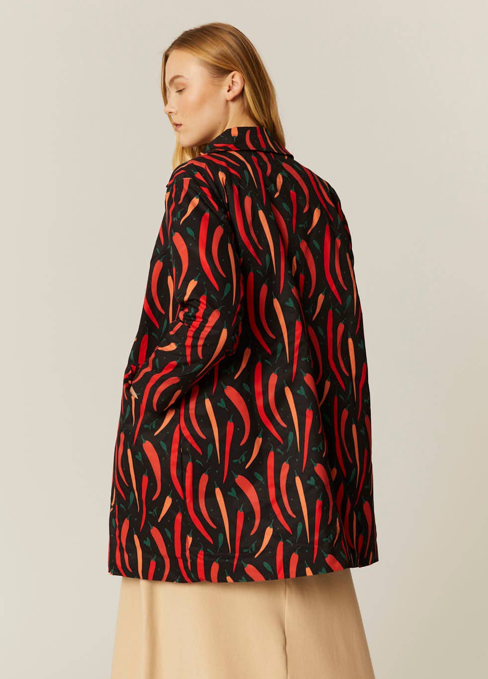 Pepaloves – Engroshandel Jakke - Dame – Kort chilimønstret trenchcoat til kvinder3