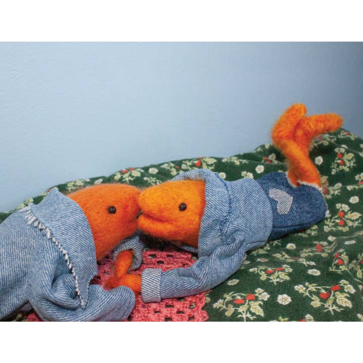 Fish in Love | Love Card for wholesale by Emmy's Fibre Arts