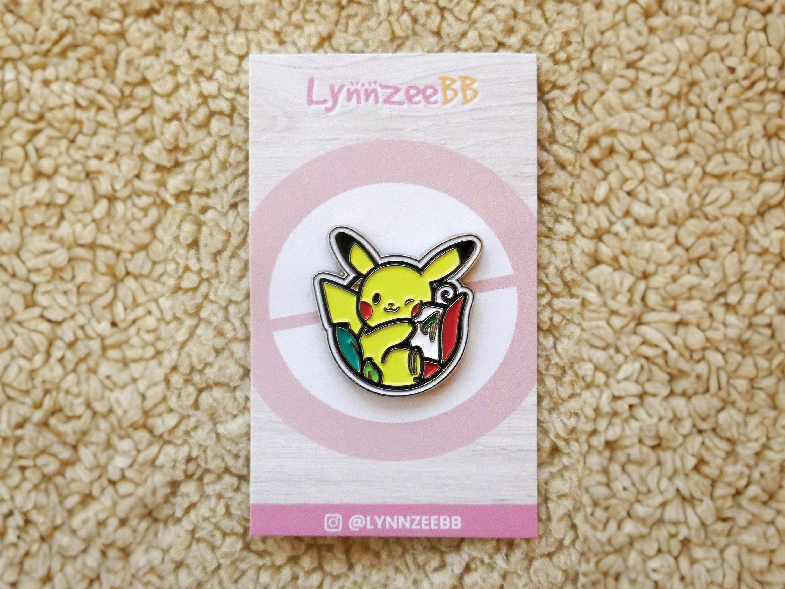 LynnzeeBB - Vendita all'ingrosso Spilla da bavero - Set di 5 spille smaltate Pokemon6