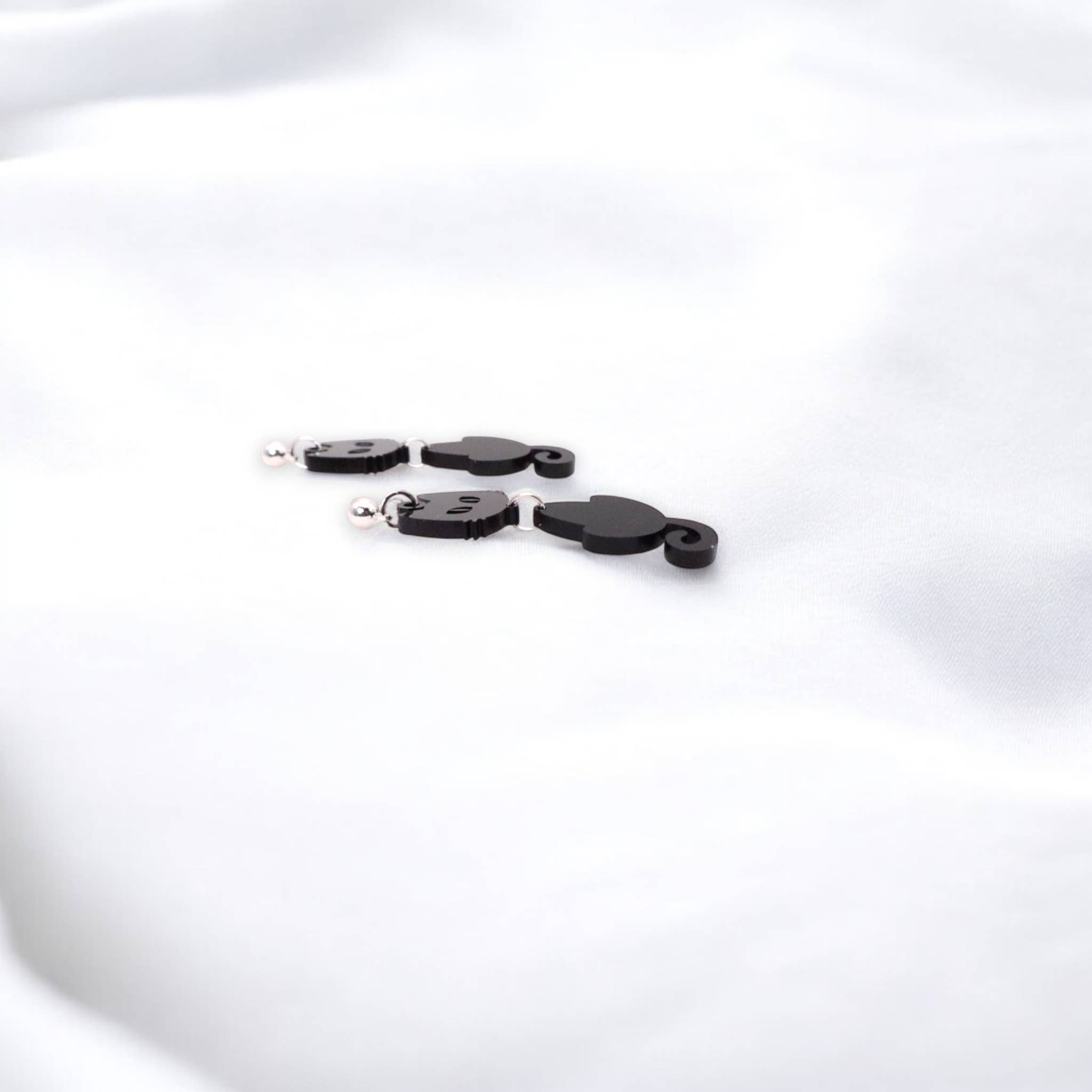 Fish Towne Designs, LLC - Wholesale Dangle Earrings - Spooky Black Cat Halloween Acrylic Earrings4