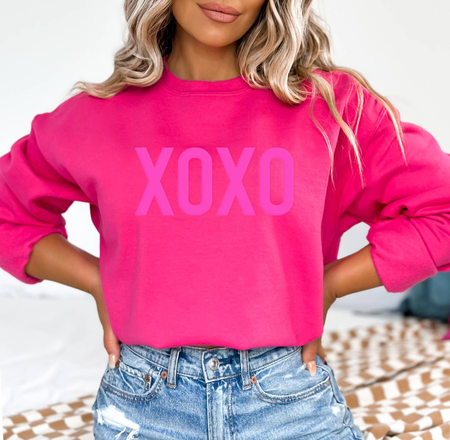 MELODY FAYE - Wholesale Graphic sweatshirt – Women’s - XOXO Pink Embossed Puff Valentines Day Sweatshirt
