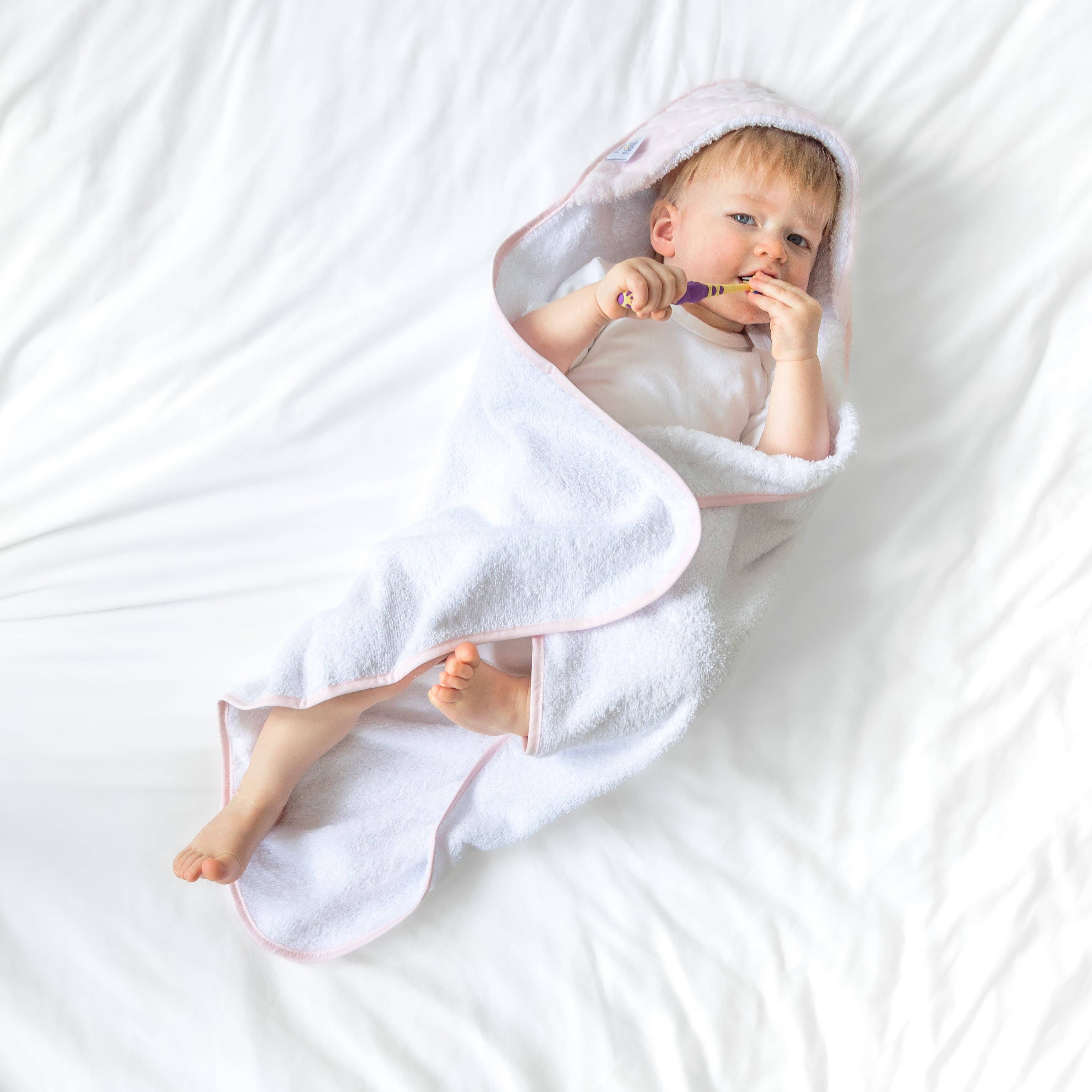 Fred & Noah - Wholesale Hooded Towel - Kids & Baby - Marshmallow Hooded Towel21