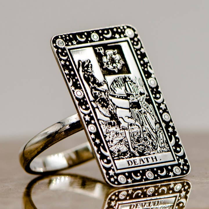 Anello a fascia in argento Sterling 925 con incisione dei tarocchi della morte per la vendita all'ingrosso da parte di DreamedBy