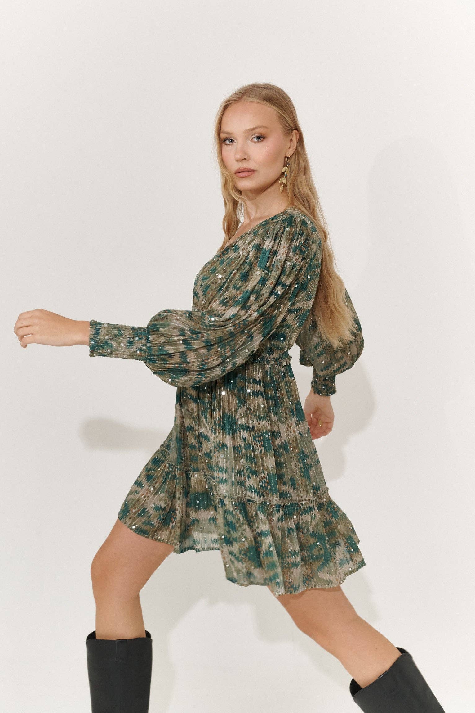 Piti Cuiti – wholesale Klänning - Dam – PÄRLKLÄNNING2