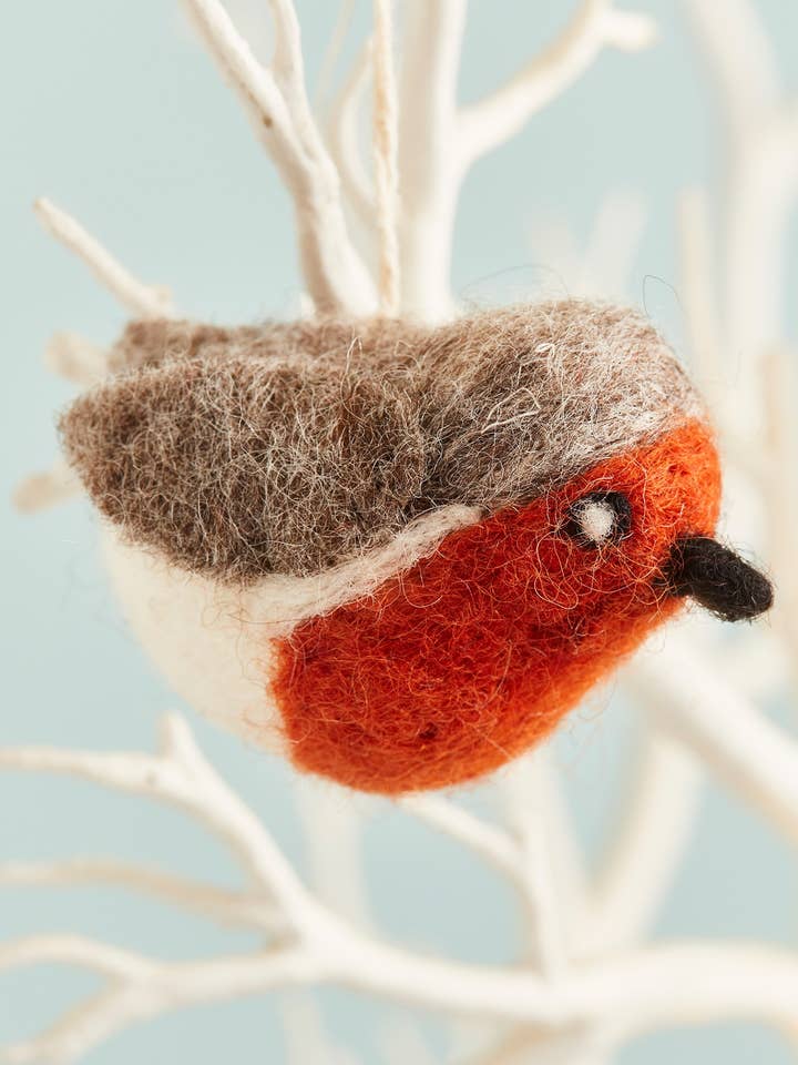 Decorazione di pettirosso in feltro per la vendita all'ingrosso da parte di Namaste