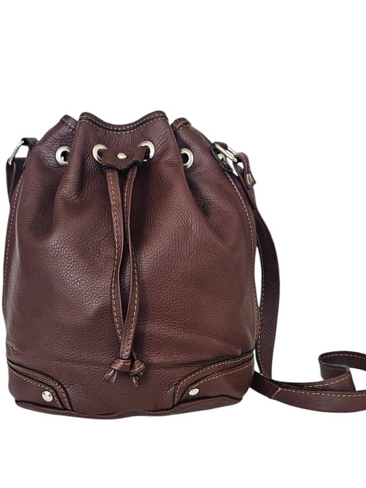 Mare Bucket Crossbody-väska - Brun för wholesale av MAVIS BY HERRERA