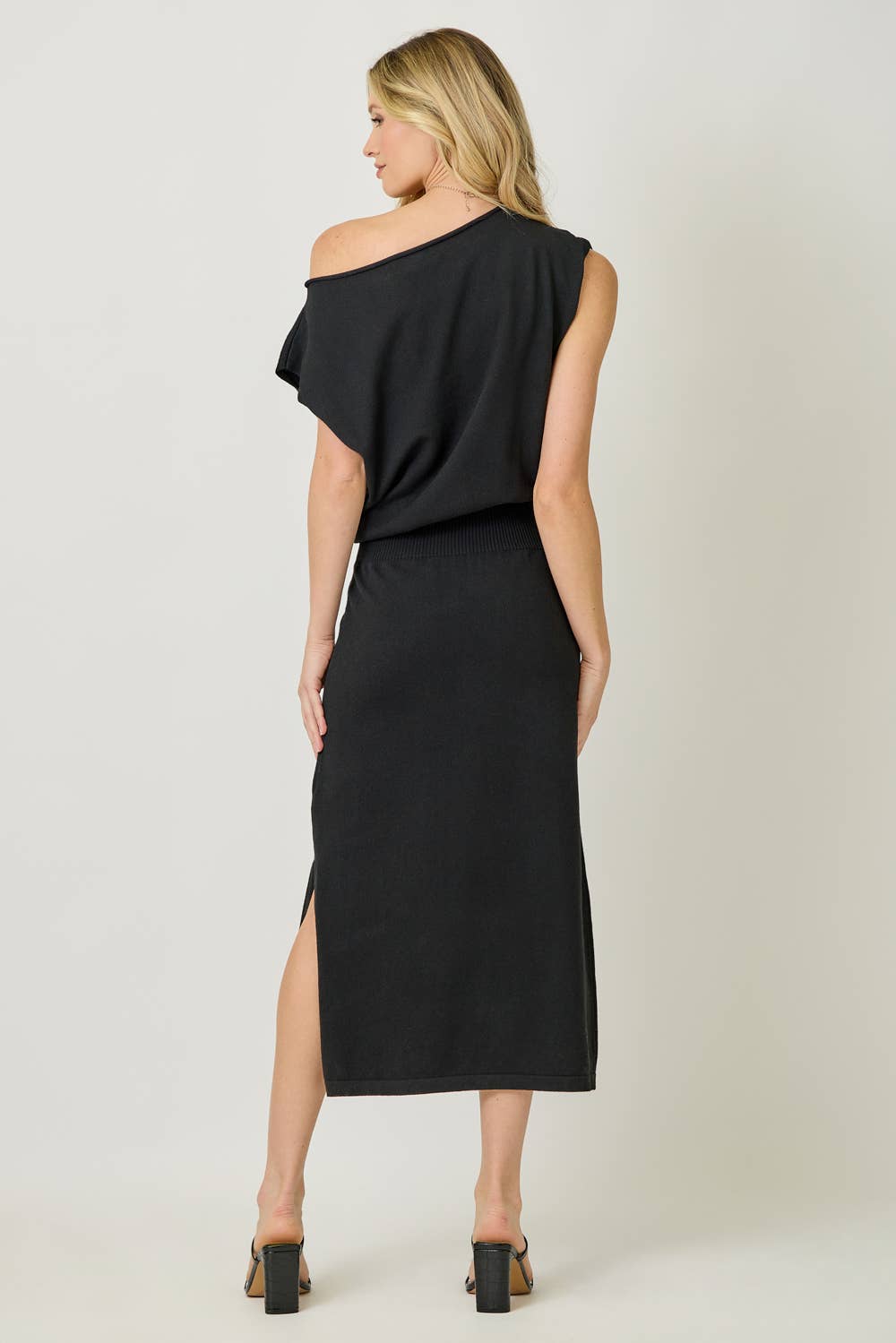 Mystree – wholesale Dress – Women's – 61171 Sleeveless Sweater Dress19