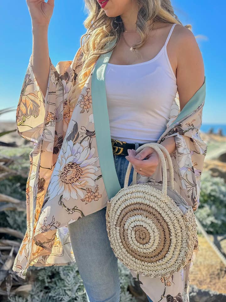 Kimono Cardigan Copri Costume Elegante a Fiori Nude per la vendita all'ingrosso da parte di AMOLI