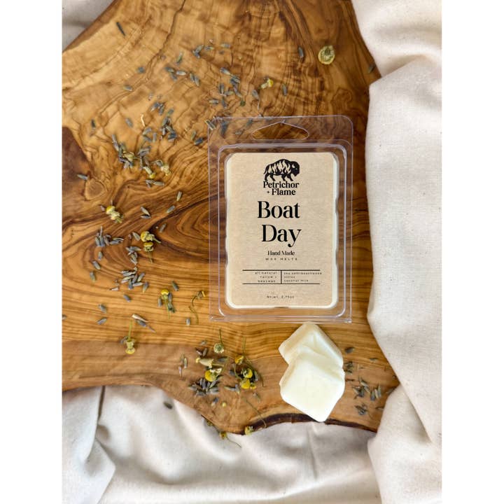 Petrichor+Flame - Wholesale Wax melt - Tallow Wax Melts (Boat Day)
