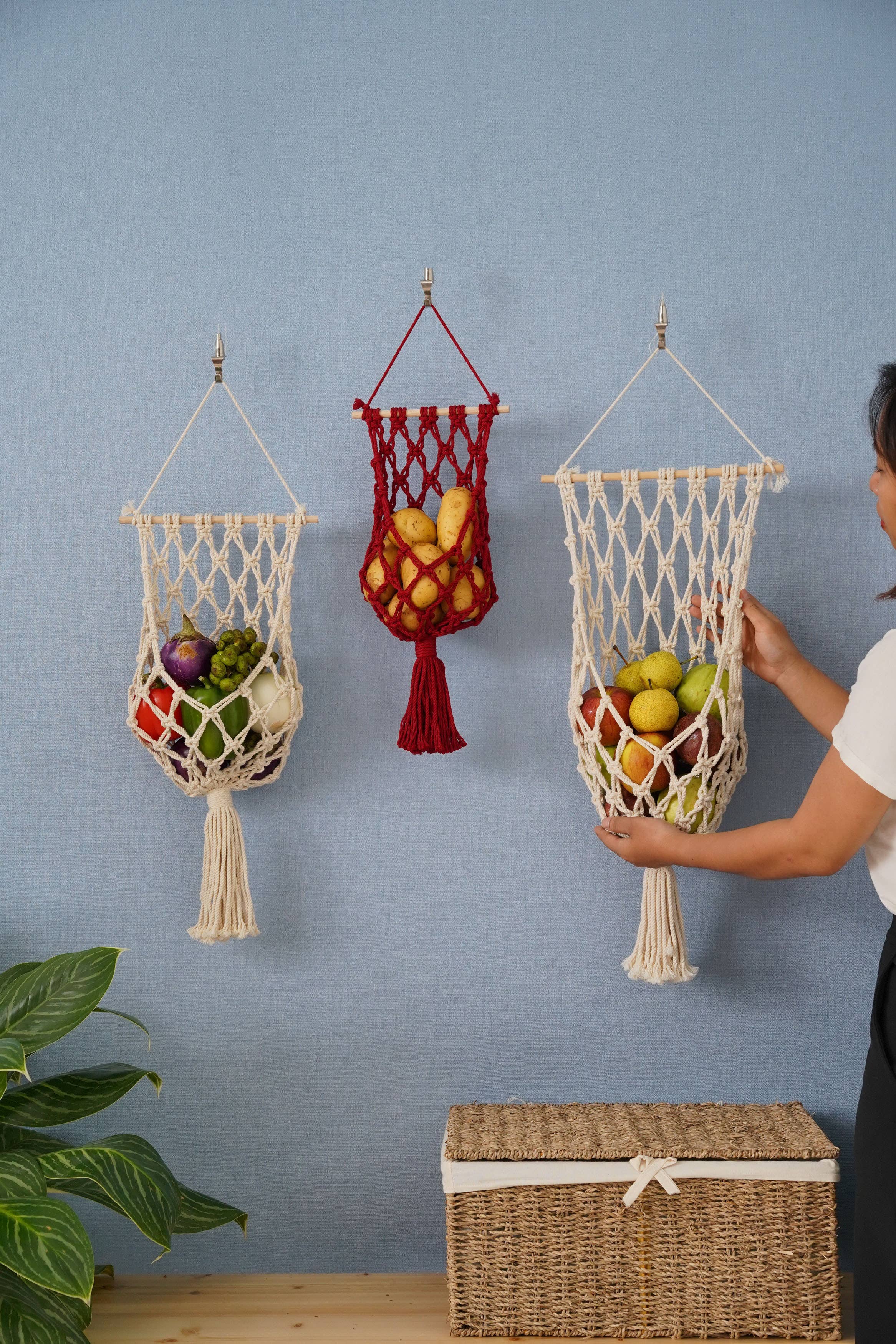 BeanDaikon – wholesale Kitchen storage/organiser – Macrame Fruit Hanger H079