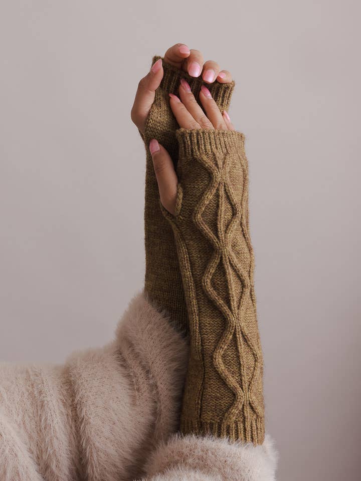 Leto Accessories Aran weiche gestrickte Armstulpen – ideal fürs einfache Texten 📱 für den Großhandel von Leto Accessories