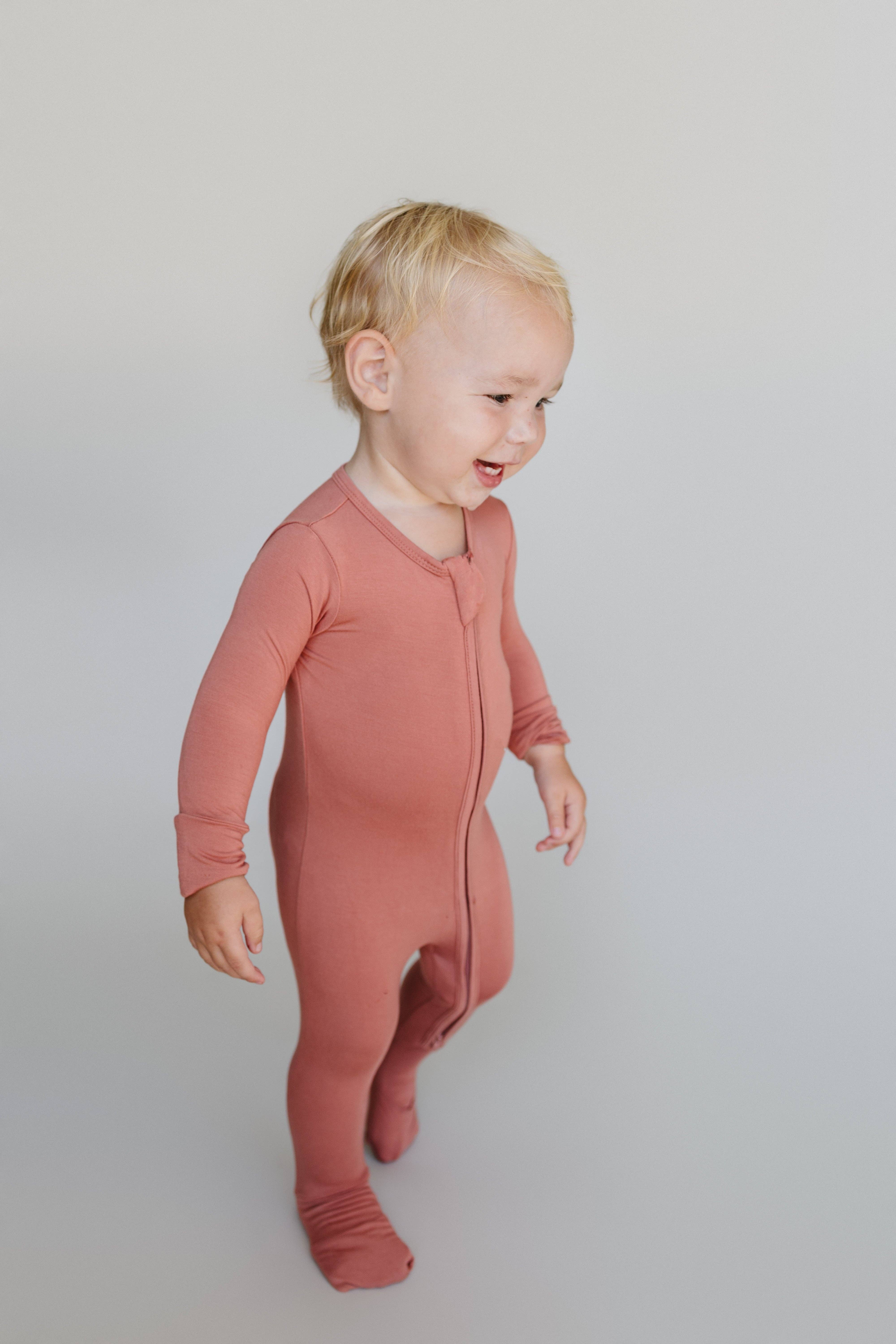 Tiny Tuckets - Wholesale Sleepsuit - Baby - Convertible Zip Footie5