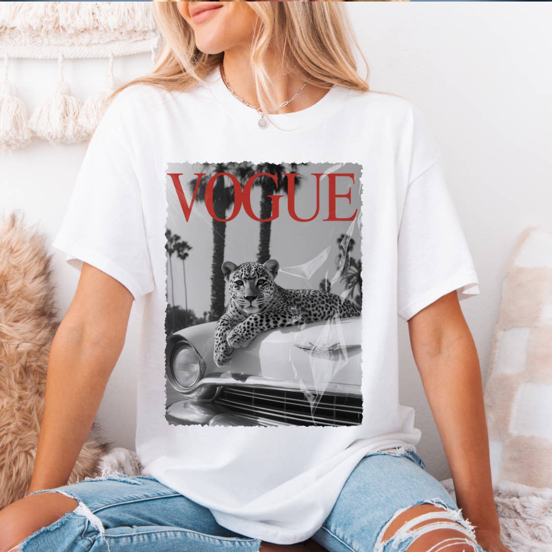 Urban Edge Co. - Vente T-shirt sérigraphié – femme - T-shirt graphique léopard VOGUE Mode #3900