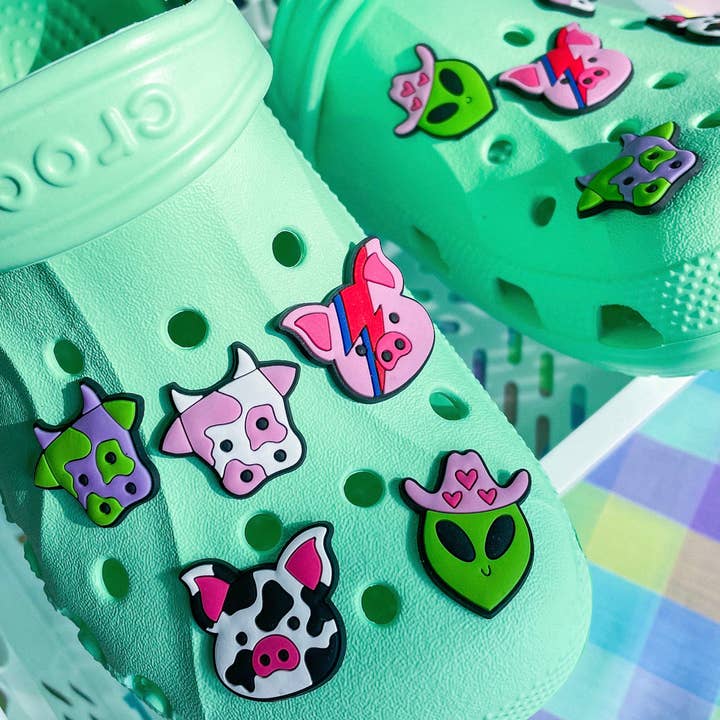The Clay Drop - Wholesale Shoe Accessories - Cow, Pig, Alien Mixed Croc Charms - Pack of 5