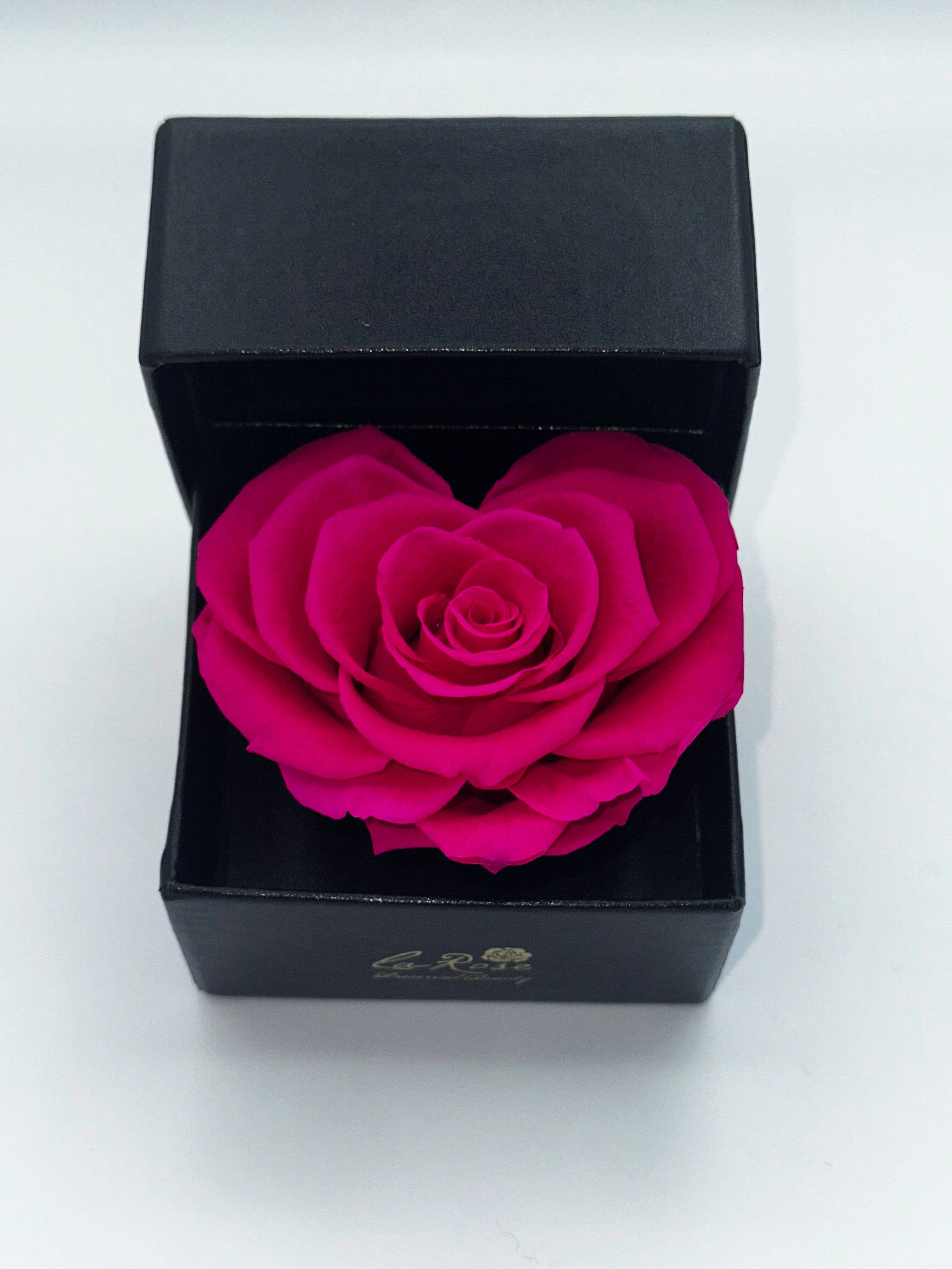 La Rose Preserved Beauty - Wholesale Dried/Pressed Flowers -  Large Heart Rose in Square Box | Romantic Gift1